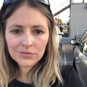 Meet your Posher, Jennifer